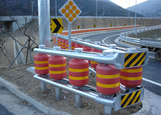 comprar La fuerza de reacción hace espuma barrera de desplome llenada de la carretera absorsión de energía online manufacture