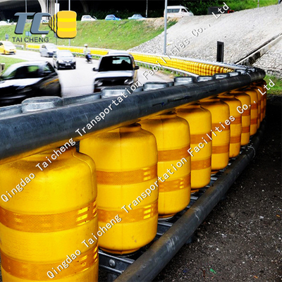 Good price El polvo galvanizado elástico de EVA Rotating Rolling Guard Barrier cubrió en línea