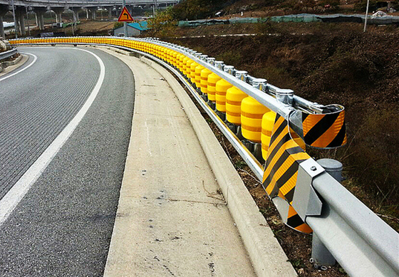 comprar Barrera de choque contra la carretera Seguridad del tráfico Barrera de rodillos EVA online manufacture