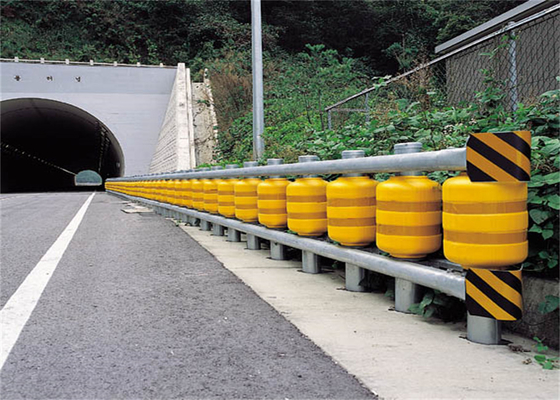 comprar Reacción baja roja amarilla de la absorción de alta energía de EVA Filled Safety Roller Barrier online manufacture