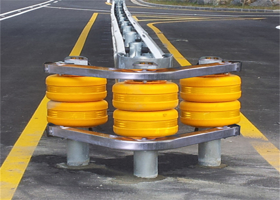 Entradas del túnel Barrera de rodillos de carretera con amarillo rojo