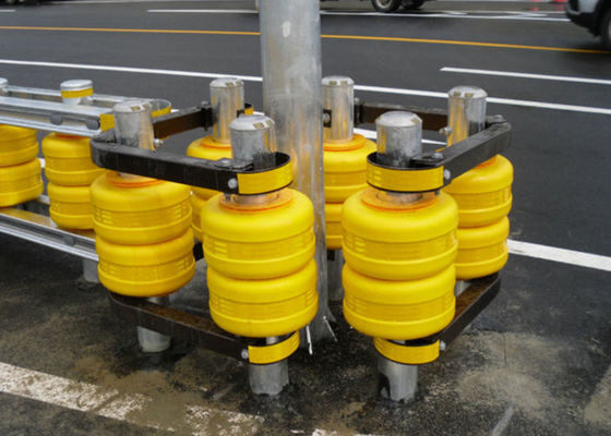 Buen precio Barrera de rodillos para carretera galvanizada en caliente de acero laminado en frío de 10 años de vida útil, barrera de seguridad vial duradera que proporciona protección contra impactos de vehículos en línea