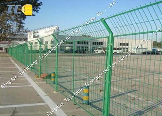 Good price el ganado del alambre de púas cerca el cercado torcido soldado con autógena de alta resistencia del alambre de púas de la seguridad en línea